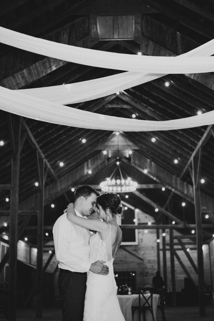 sylvanside farm wedding in fall 